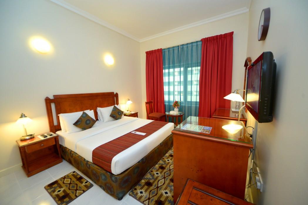 Hotel Nejoum Al Emarat Sharjah Esterno foto